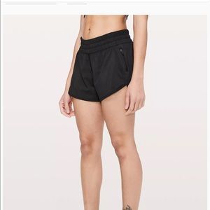 Lululemon tracker short4”